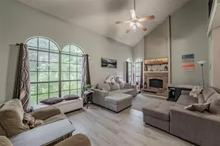 219 Shady Ln Dr, Fort Worth, TX 76112 - Photo 29
