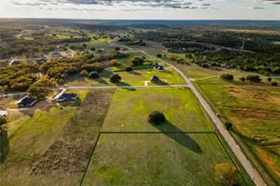 153 Cartwright Rd, Weatherford, TX 76087 - Photo 1