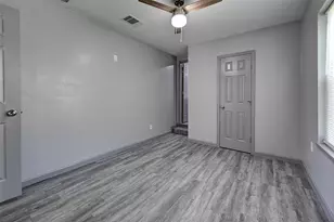 4913 Tahoe Dr, Fort Worth, TX 76119 - Photo 9