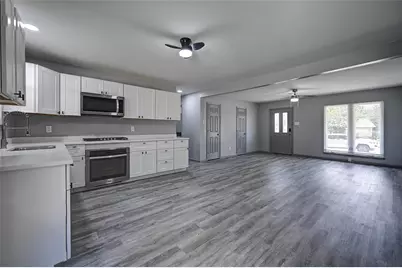 4913 Tahoe Drive, Fort Worth, TX 76119 - Photo 5