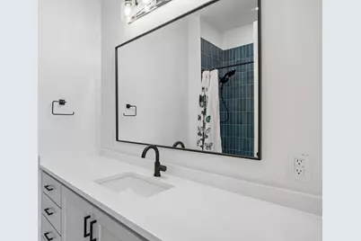 5104 Vandelia Street, Dallas, TX 75235 - Photo 15