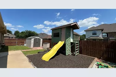 5823 Sunny Meadow Lane, Grand Prairie, TX 75052 - Photo 21