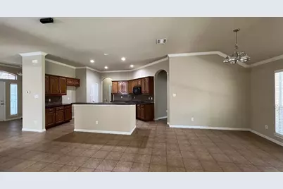 5823 Sunny Meadow Lane, Grand Prairie, TX 75052 - Photo 3