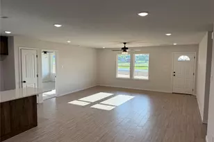 180 Altom Rd, Springtown, TX 76082 - Photo 5