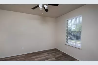 901 Elizabeth Drive, Lewisville, TX 75067 - Photo 19