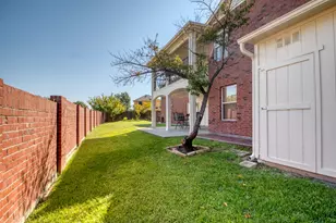 901 Elizabeth Dr, Lewisville, TX 75067 - Photo 29