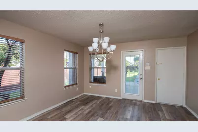 901 Elizabeth Drive, Lewisville, TX 75067 - Photo 11