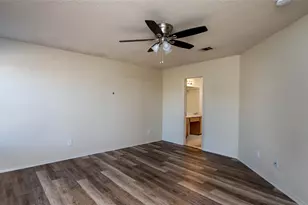 901 Elizabeth Dr, Lewisville, TX 75067 - Photo 23