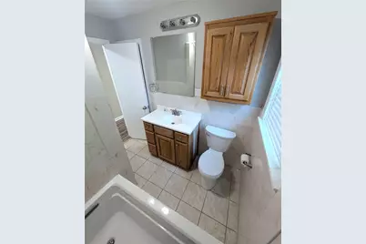 1305 Hillcrest Boulevard, Gainesville, TX 76240 - Photo 13