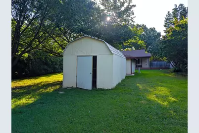 1305 Hillcrest Boulevard, Gainesville, TX 76240 - Photo 35