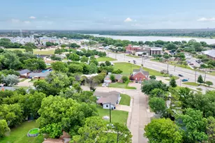 105 E Park St, Little Elm, TX 75068 - Photo 3