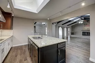 2225 Stone Creek Dr, Plano, TX 75075 - Photo 21