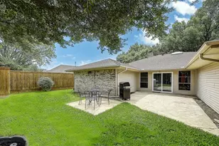 2225 Stone Creek Dr, Plano, TX 75075 - Photo 5