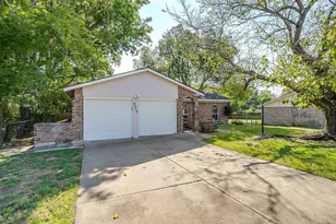 6616 Rickee Ct, Watauga, TX 76148 - Photo 3