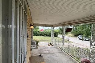 1712 Effie St, Fort Worth, TX 76105 - Photo 5