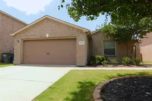 1648 Crown Point Dr, Little Elm, TX 75036 - Photo 1