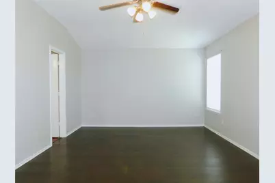 1648 Crown Point Drive, Little Elm, TX 75036 - Photo 13