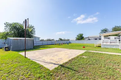 401 Haynes Street, Merkel, TX 79536 - Photo 35