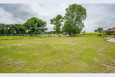 1288 Fm 67, Covington, TX 76636 - Photo 25