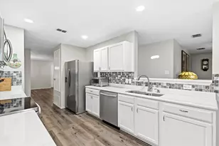 2809 Meadow Bluff Dr, Wylie, TX 75098 - Photo 7