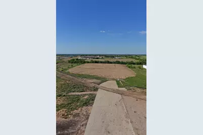 2824 Milam Road E, Sanger, TX 76266 - Photo 7