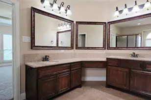 12381 Summertree Dr, Frisco, TX 75035 - Photo 17