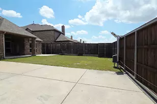 12381 Summertree Dr, Frisco, TX 75035 - Photo 25