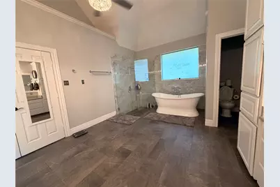 1125 Shady River Court S, Benbrook, TX 76126 - Photo 23