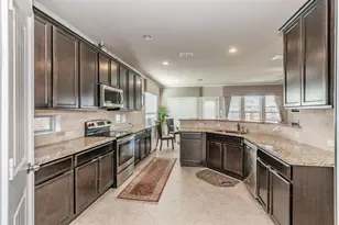 11621 Parade Dr, Frisco, TX 75036 - Photo 9