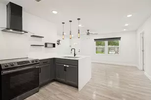 1301 Cardinal St, Arlington, TX 76010 - Photo 11