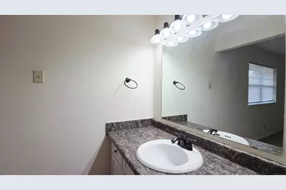 738 Kingswood Avenue, Richardson, TX 75080 - Photo 17