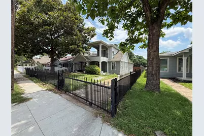 642 N Tyler Street, Dallas, TX 75208 - Photo 1