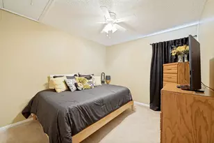 5651 Centeridge Dr, Dallas, TX 75249 - Photo 15
