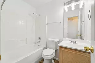221 Los Angeles Dr, Glenn Heights, TX 75154 - Photo 15