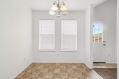 221 Los Angeles Drive, Glenn Heights, TX 75154 - Photo 17