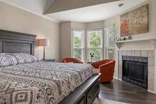 215 Cimarron Trail, Irving, TX 75063 - Photo 21