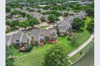 215 Cimarron Trail #1, Irving, TX 75063 - Photo 37