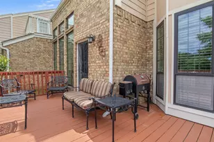 215 Cimarron Trail, Irving, TX 75063 - Photo 29