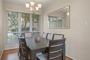 215 Cimarron Trail, Irving, TX 75063 - Photo 9
