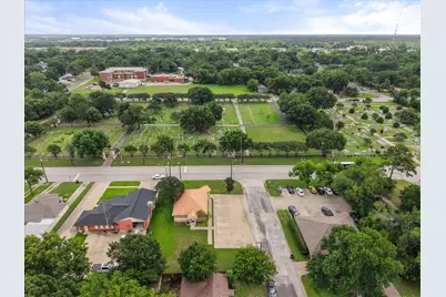 2220 W 2nd Avenue, Corsicana, TX 75110 - Photo 35