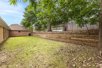 6501 Lake Side Circle, North Richland Hills, TX 76180 - Photo 33
