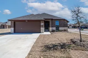 404 Tredway Ct, Seagoville, TX 75159 - Photo 1