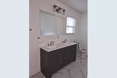 2329 Connor Avenue, Waco, TX 76706 - Photo 9