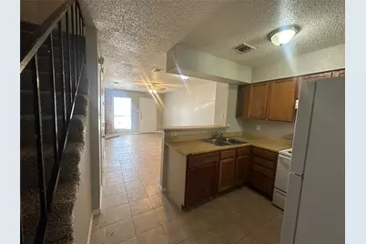 9447 Olde Towne Row, Dallas, TX 75227 - Photo 5