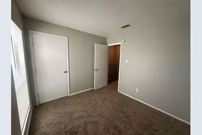 9447 Olde Towne Row, Dallas, TX 75227 - Photo 11