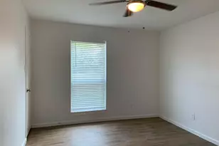 3901 Bois D Arc St, Greenville, TX 75401 - Photo 11