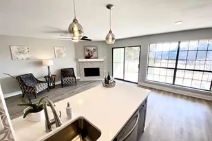 2505 Wedglea Dr, Dallas, TX 75211 - Photo 13