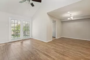 16301 Ledgemont Ln, Addison, TX 75001 - Photo 5