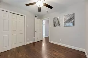 6742 Hialeah Dr, Dallas, TX 75214 - Photo 17