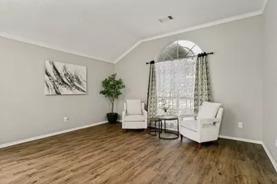 2066 Heather Glen Drive, Lewisville, TX 75067 - Photo 5